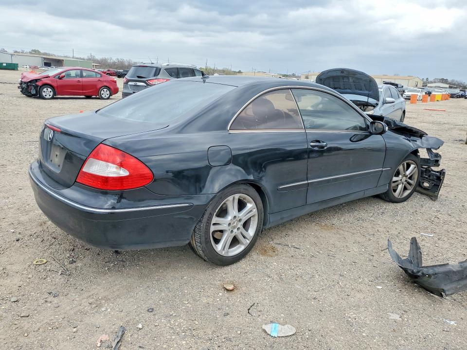 78113565 :رقم المزاد ، WDBTJ56HX8F253581 vin ، 2008 Mercedes-benz Clk مزاد بيع