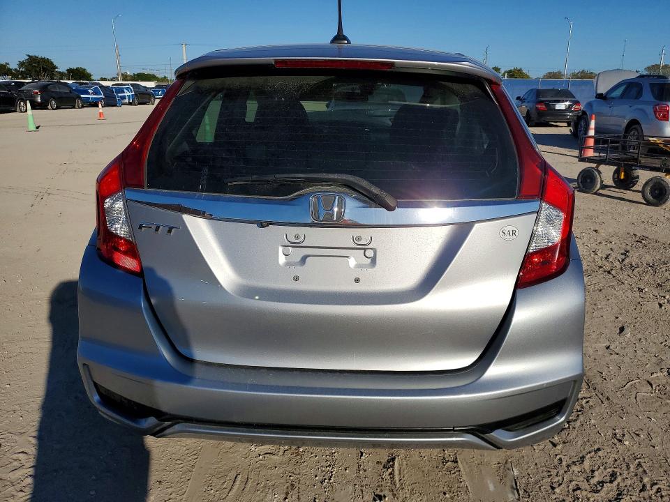 Продажа на аукционе авто 2019 Honda Fit, vin: 3HGGK5H86KM738094, номер лота: 77105515