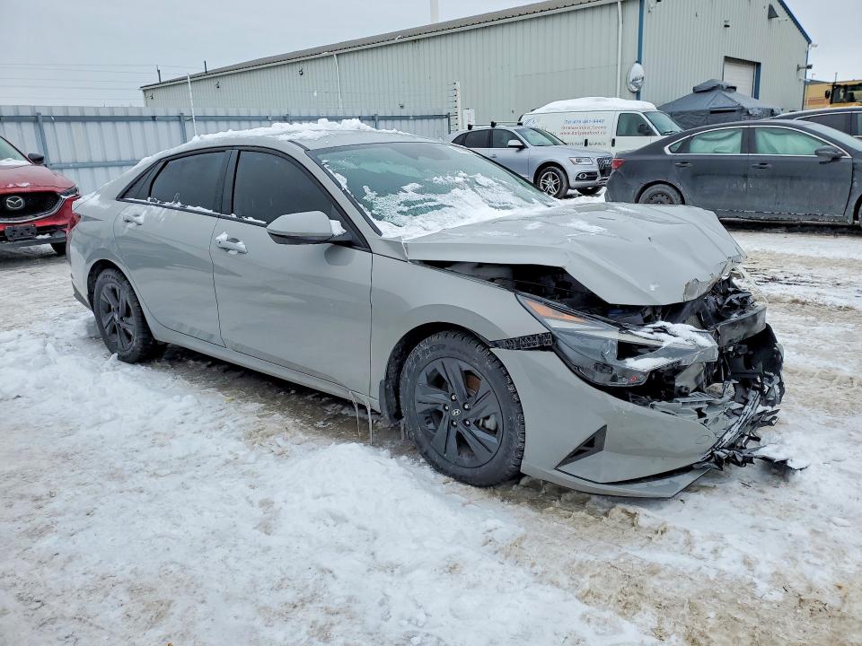 99375755 :رقم المزاد ، KMHLM4AG7NU285425 vin ، 2022 Hyundai Elantra Preferred 4dr مزاد بيع