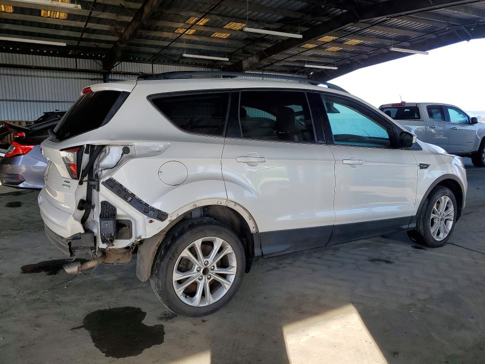 Auction sale of the 2018 Ford Escape, vin: 1FMCU0HD4JUB40924, lot number: 79459155
