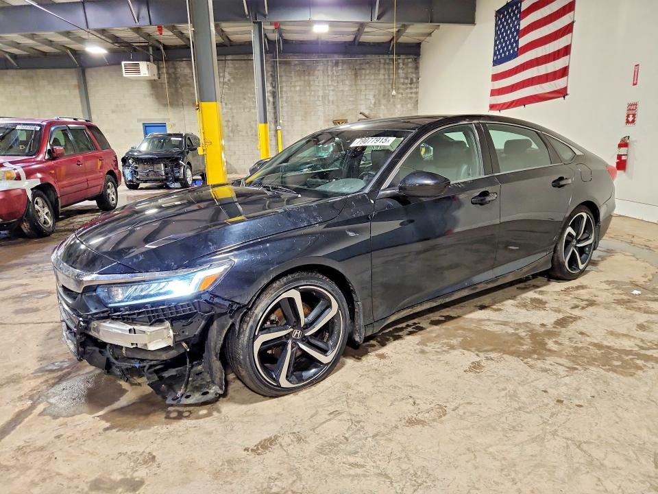 79077915 :رقم المزاد ، 1HGCV1F30JA200296 vin ، 2018 Honda Accord مزاد بيع