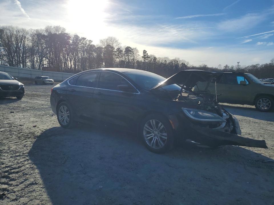 77070815 :رقم المزاد ، 1C3CCCAB7FN756110 vin ، 2015 Chrysler 200 مزاد بيع