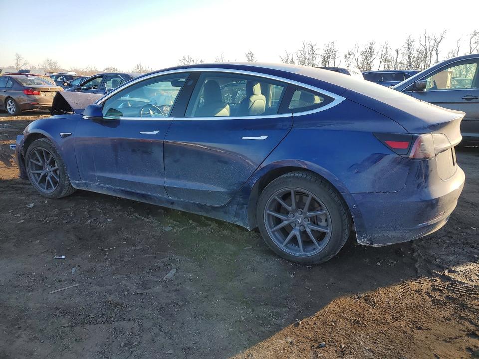 Продажа на аукционе авто 2019 Tesla Model 3, vin: 5YJ3E1EB9KF199536, номер лота: 76254395