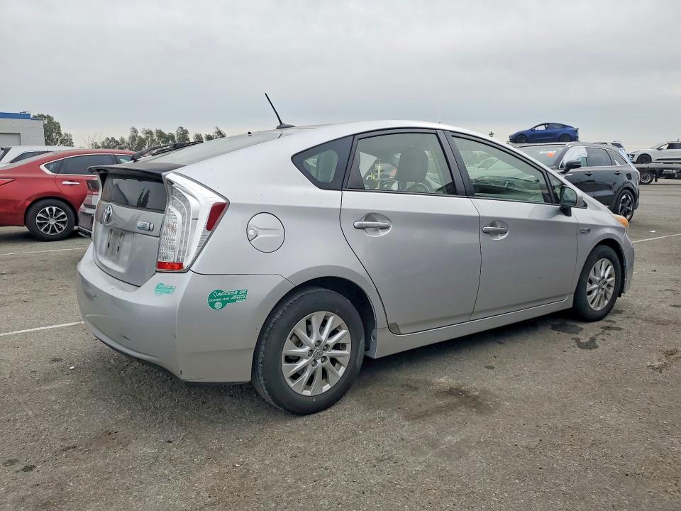 72495785 :رقم المزاد ، JTDKN3DP5C3001442 vin ، 2012 Toyota Prius Plug مزاد بيع