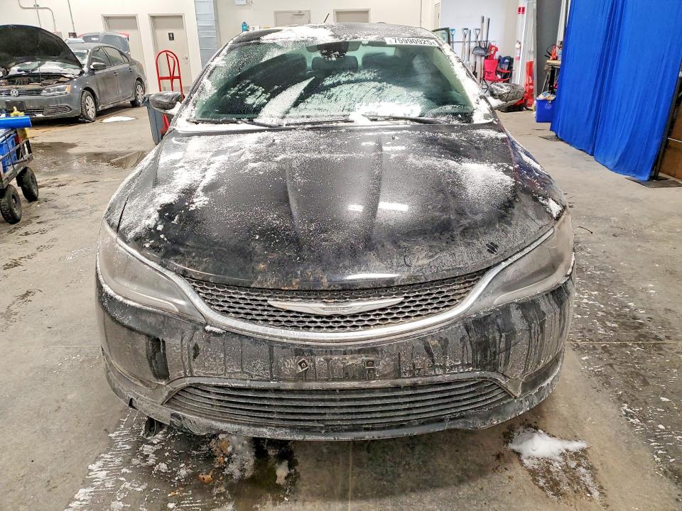 75990925 :رقم المزاد ، 1C3CCCFB0FN530905 vin ، 2015 Chrysler 200 مزاد بيع
