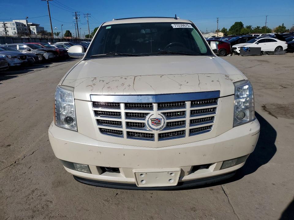 2009 Cadillac Escalade მანქანა იყიდება აუქციონზე, vin: 1GYFK232X9R285662, აუქციონის ნომერი: 77239975