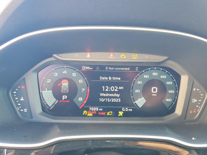 75807015 :رقم المزاد ، WA1DECF34S1005781 vin ، 2025 Audi Q3 مزاد بيع