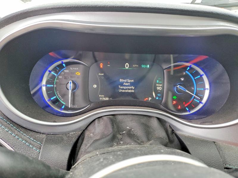 76552215 :رقم المزاد ، 2C4RC1N78JR258297 vin ، 2018 Chrysler Pacifica مزاد بيع