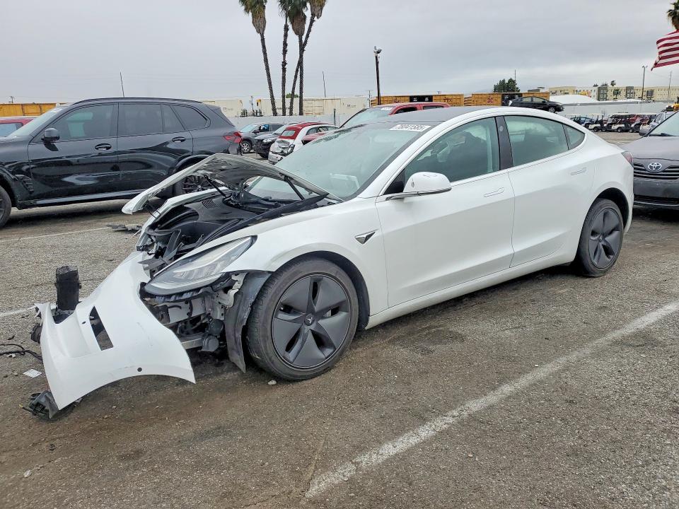 78041585 :رقم المزاد ، 5YJ3E1EA0KF310577 vin ، 2019 Tesla Model 3 مزاد بيع