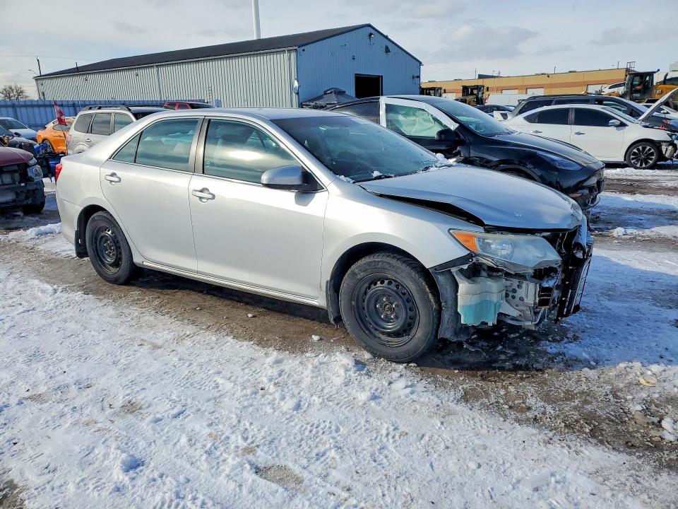 2014 Toyota Camry მანქანა იყიდება აუქციონზე, vin: 4T1BF1FK4EU377514, აუქციონის ნომერი: 99759255
