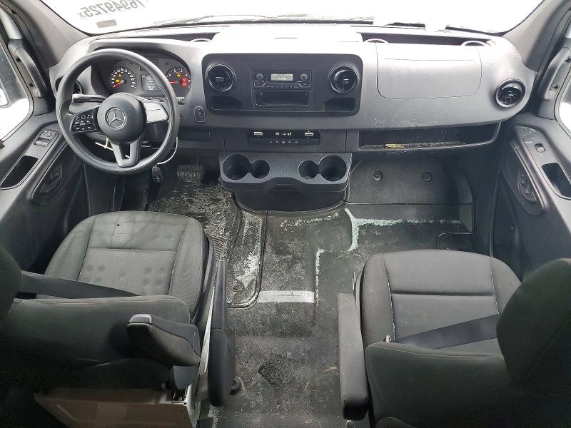76949725 :رقم المزاد ، W1Y40CHY6MT061494 vin ، 2021 Mercedes-benz Sprinter 2 مزاد بيع