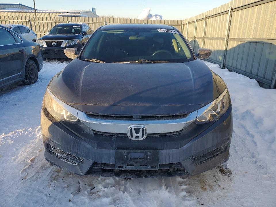 75639725 :رقم المزاد ، 2HGFC2F52GH013100 vin ، 2016 Honda Civic Lx مزاد بيع