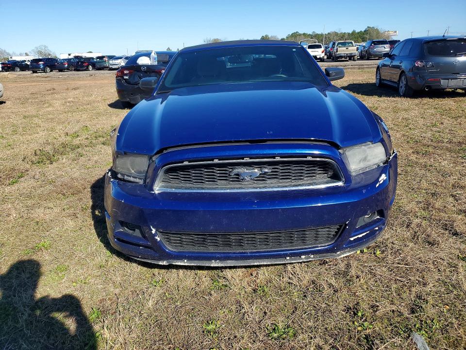 77564435 :رقم المزاد ، 1ZVBP8EM3E5240892 vin ، 2014 Ford Mustang مزاد بيع