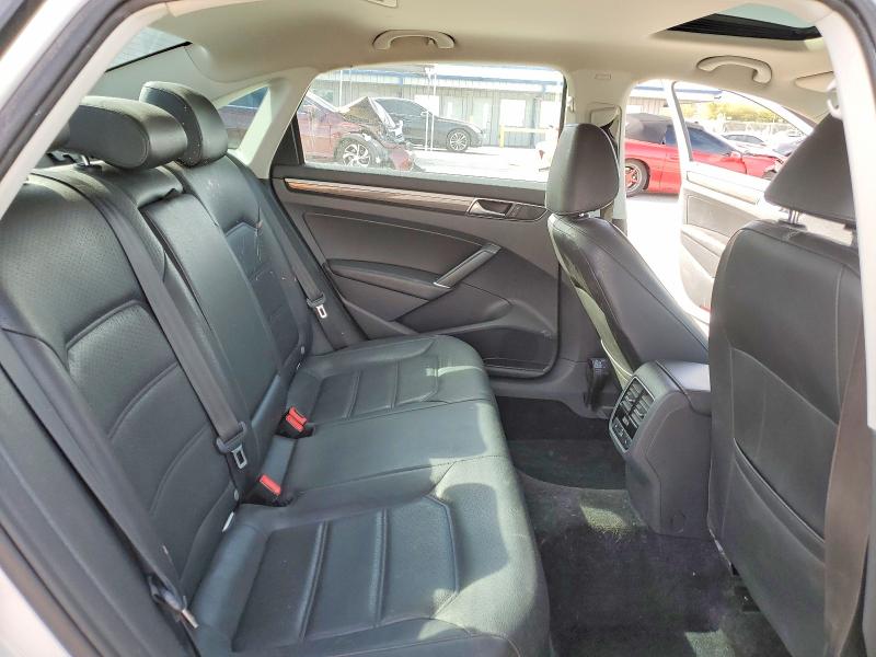 2017 Volkswagen Passat მანქანა იყიდება აუქციონზე, vin: 1VWGT7A37HC068634, აუქციონის ნომერი: 78708525