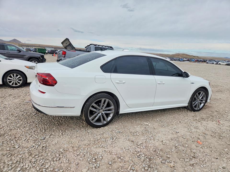 Продаж на аукціоні авто 2018 Volkswagen Passat, vin: 1VWAA7A32JC008858, номер лоту: 77520535