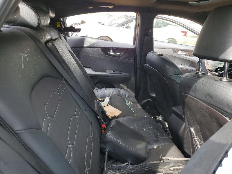 77864255 :رقم المزاد ، 3KPF34ADXME382352 vin ، 2021 Kia Forte مزاد بيع