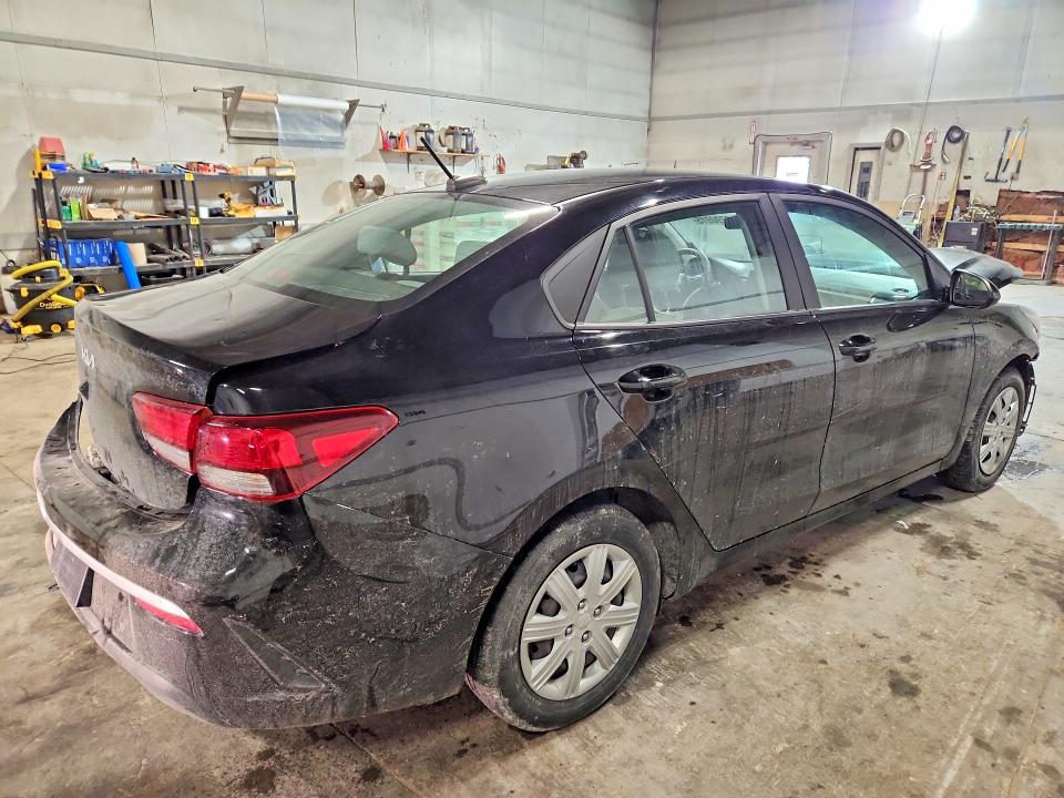 2022 Kia Rio მანქანა იყიდება აუქციონზე, vin: 3KPA24AD7NE431120, აუქციონის ნომერი: 78790915