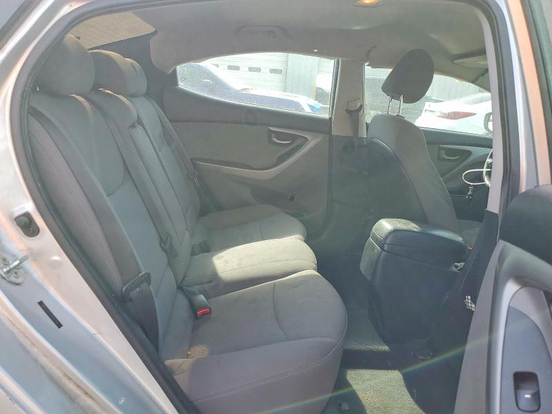 76734295 :رقم المزاد ، 5NPDH4AE2FH591200 vin ، 2015 Hyundai Elantra مزاد بيع