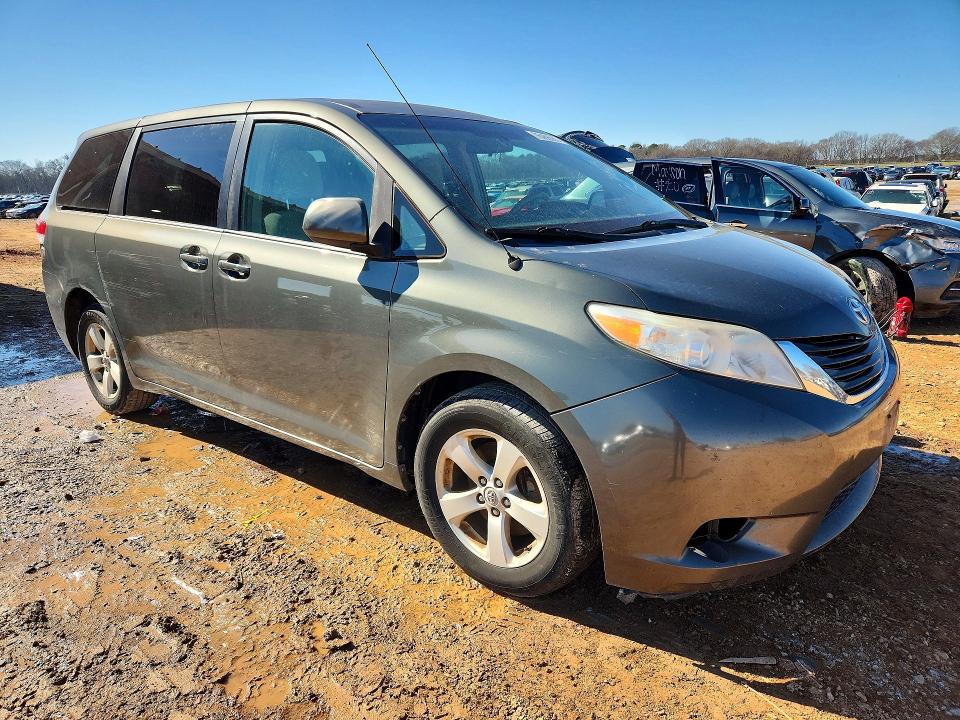 Продажа на аукционе авто 2012 Toyota Sienna Bas, vin: 5TDKA3DC2CS015032, номер лота: 76468585