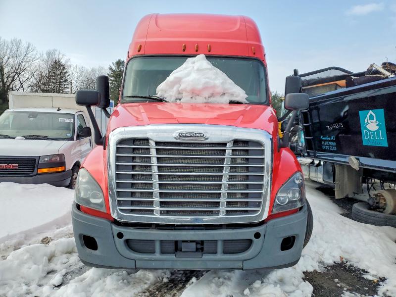 Продаж на аукціоні авто 2016 Freightliner Cascadia, vin: 3AKGGLD55GSGS1843, номер лоту: 77849465