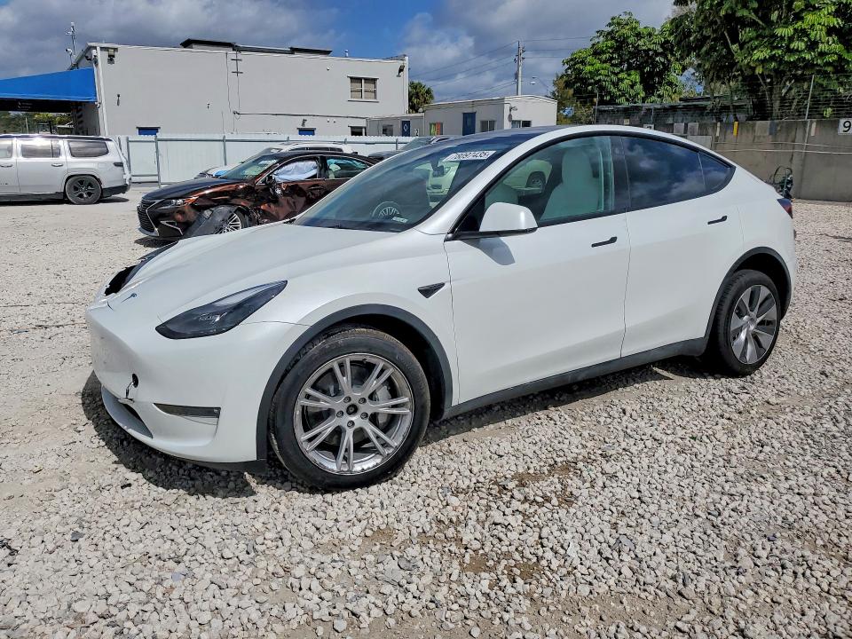 Продажа на аукционе авто 2023 Tesla Model Y, vin: 7SAYGDEE6PF630324, номер лота: 78097435