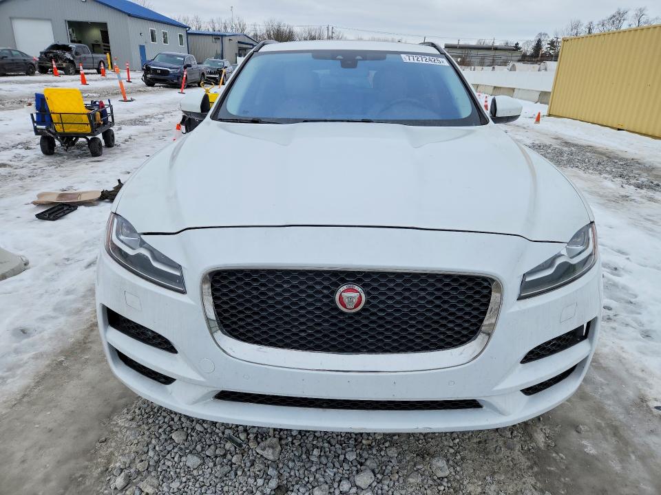 Продаж на аукціоні авто 2017 Jaguar F-pace, vin: SADCK2BV9HA065533, номер лоту: 77272425