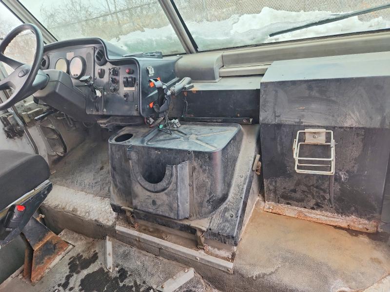 Продаж на аукціоні авто 2004 Freightliner Chassis, vin: 4UZAANBWX4CM71461, номер лоту: 77104665