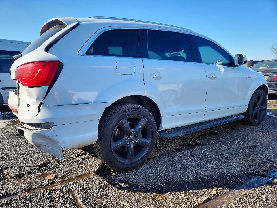 2015 Audi Q7 მანქანა იყიდება აუქციონზე, vin: WA1DGAFE2FD011941, აუქციონის ნომერი: 77372915