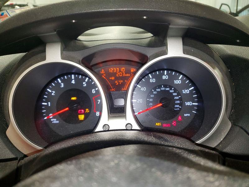 77006525 :رقم المزاد ، JN8AF5MV4FT560606 vin ، 2015 Nissan Juke مزاد بيع