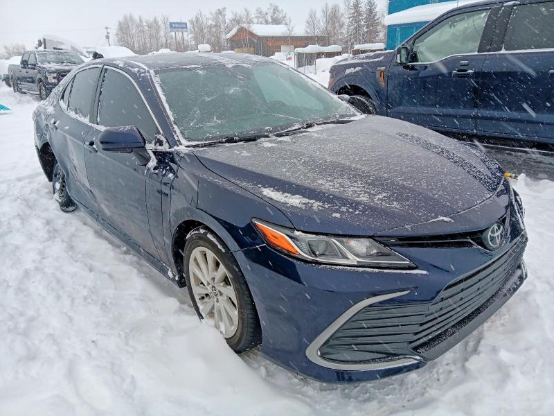 2022 Toyota Camry მანქანა იყიდება აუქციონზე, vin: 4T1C11BK9NU065875, აუქციონის ნომერი: 78187255