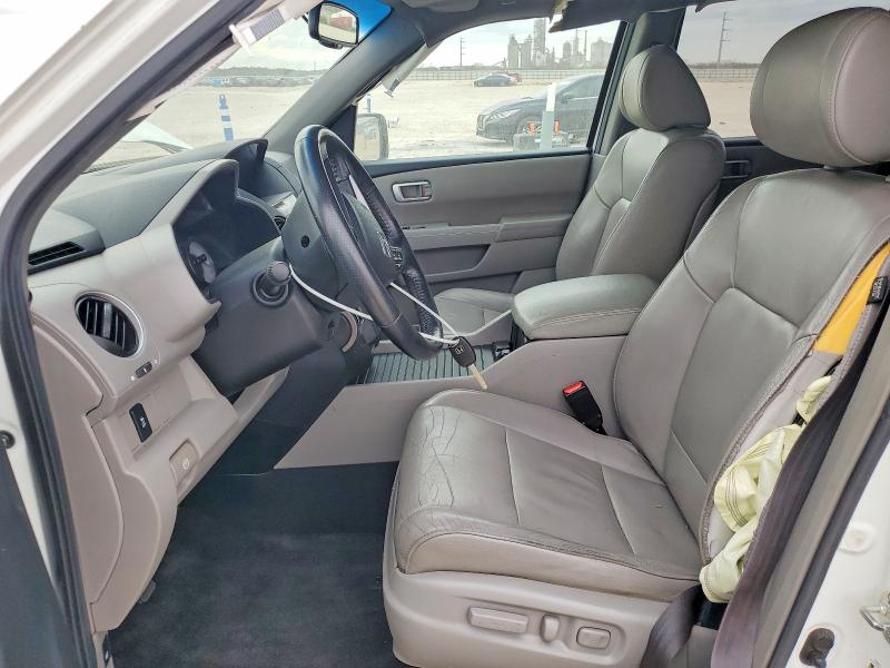 74039725 :رقم المزاد ، 5FNYF3H50CB017101 vin ، 2012 Honda Pilot مزاد بيع