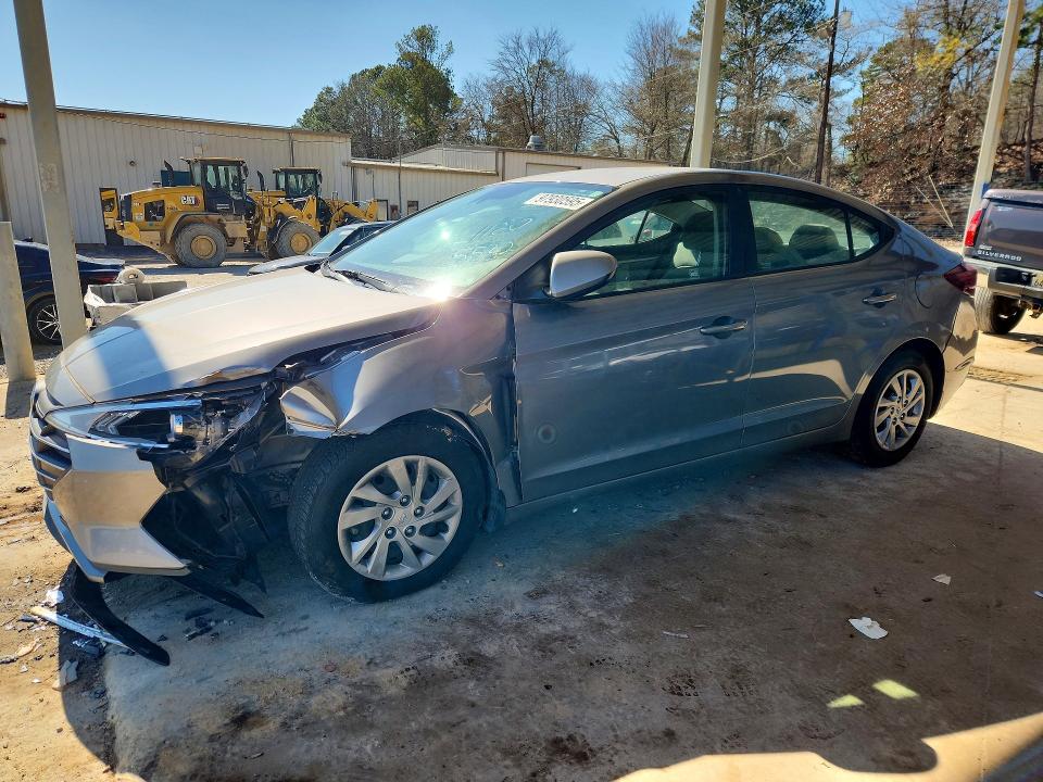 2020 Hyundai Elantra მანქანა იყიდება აუქციონზე, vin: KMHD74LF1LU105532, აუქციონის ნომერი: 97930595