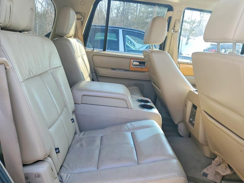 78347385 :رقم المزاد ، 5LMFU28507LJ05486 vin ، 2007 Lincoln Townhouse Navigator مزاد بيع