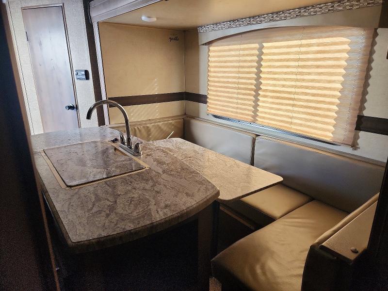 2018 Other Rv Trailers მანქანა იყიდება აუქციონზე, vin: 4EZTL2321J8035323, აუქციონის ნომერი: 78144425