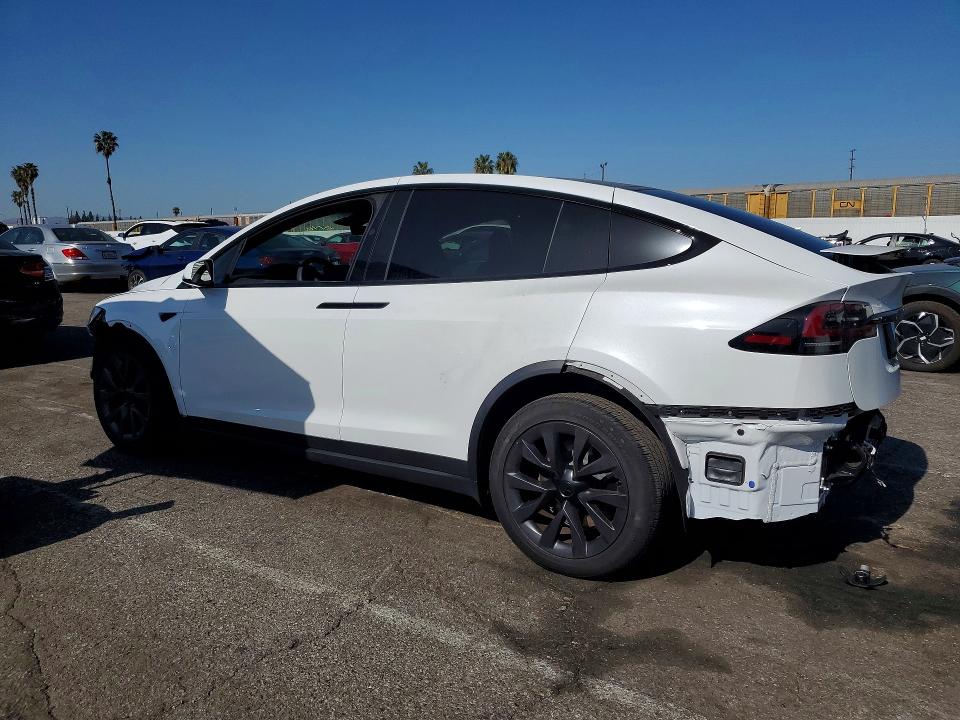 74442945 :رقم المزاد ، 7SAXCBE59SF468418 vin ، 2025 Tesla Model X مزاد بيع