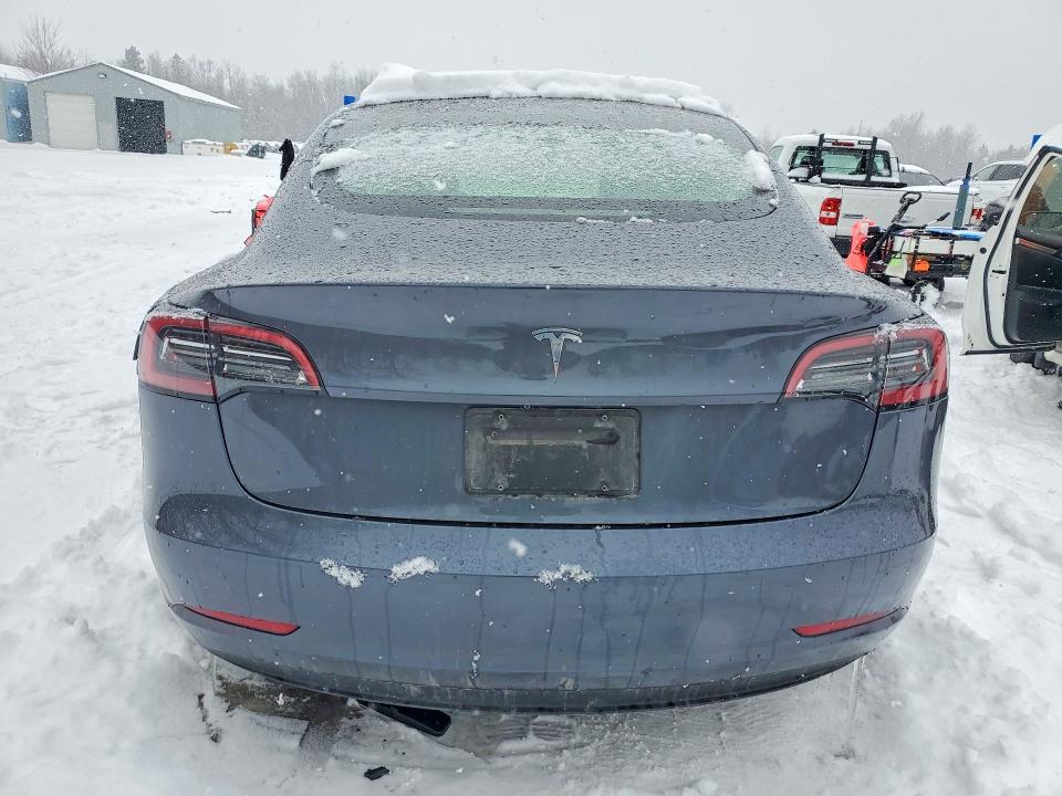 74874025 :رقم المزاد ، LRW3E1FA0PC933780 vin ، 2023 Tesla Model 3 مزاد بيع