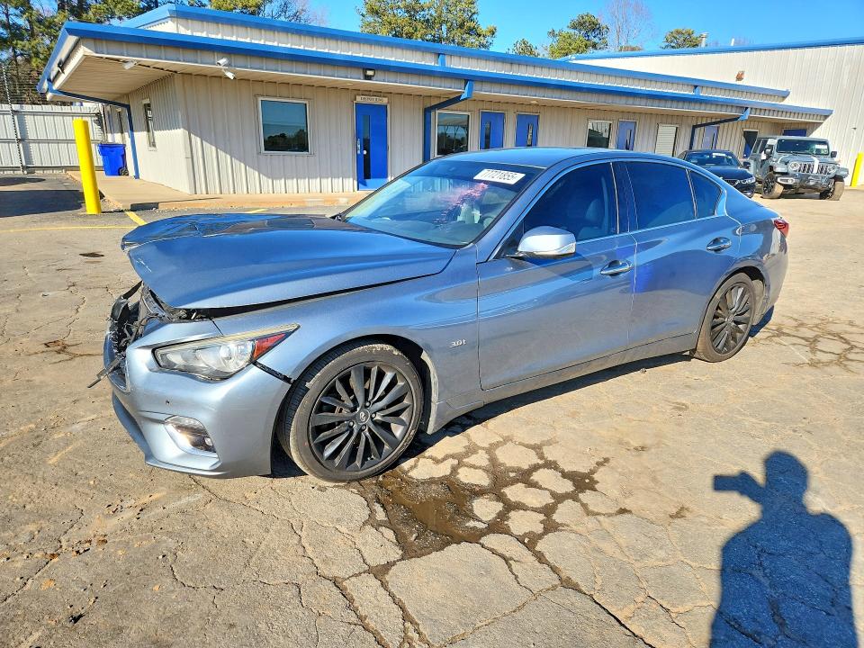 77721855 :رقم المزاد ، JN1EV7AP6JM357000 vin ، 2018 Infiniti Q50 مزاد بيع