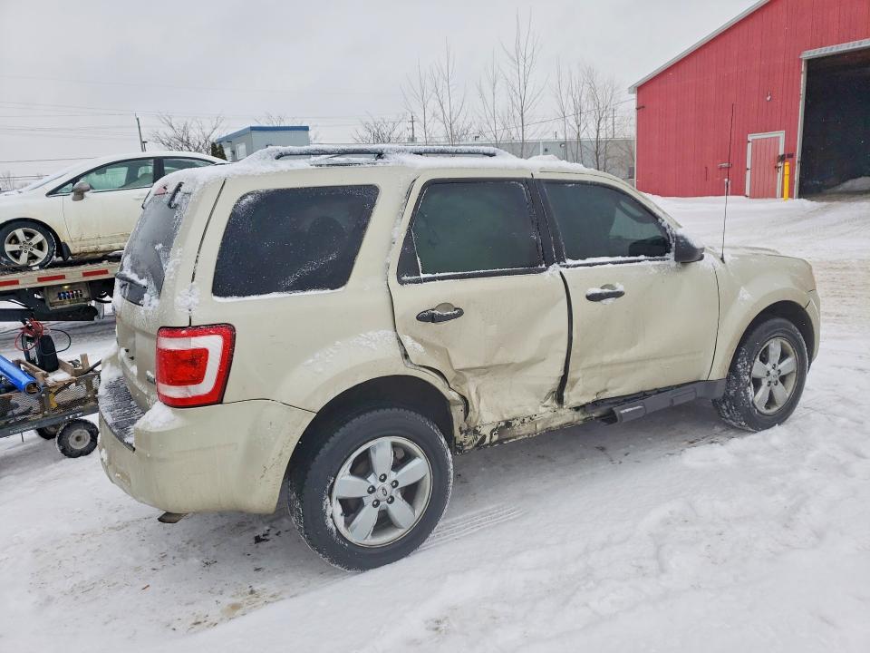 75468425 :رقم المزاد ، 1FMCU0DG3AKC74772 vin ، 2010 Ford Escape Xlt مزاد بيع