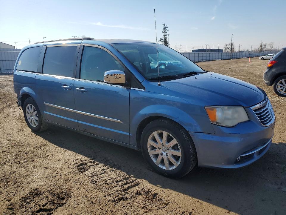 Продажа на аукционе авто 2011 Chrysler Town & Country, vin: 2A4RR8DG2BR784493, номер лота: 77349715