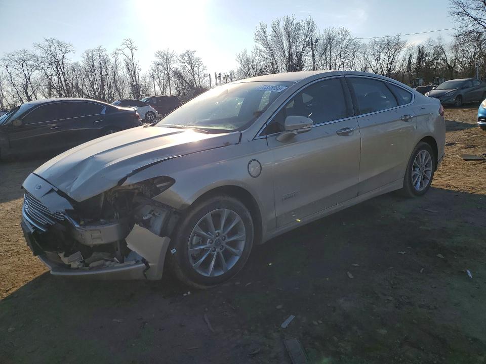 77375395 :رقم المزاد ، 3FA6P0PU1JR106544 vin ، 2018 Ford Fusion مزاد بيع
