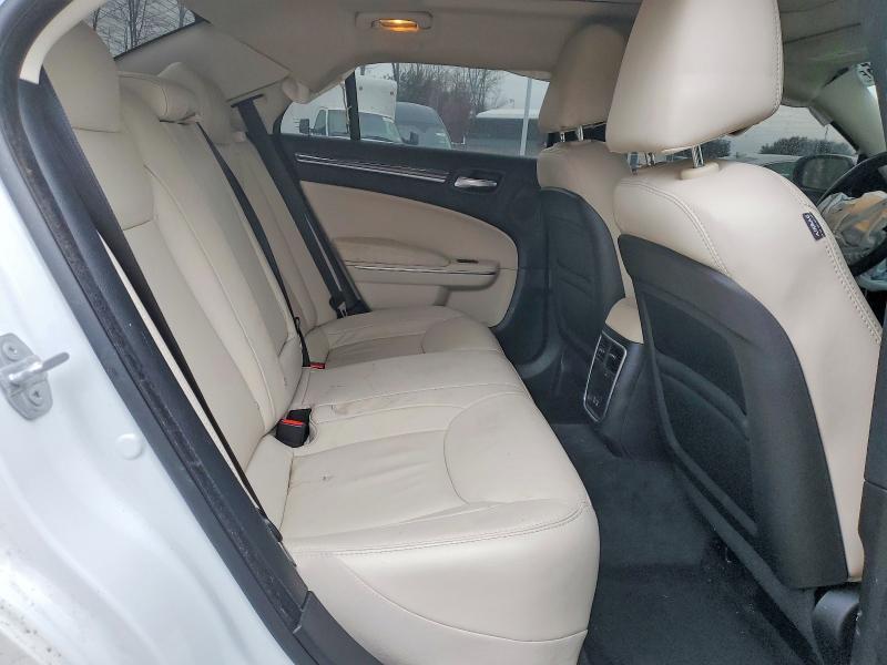 77883505 :رقم المزاد ، 2C3CCAAGXFH893938 vin ، 2015 Chrysler 300 مزاد بيع