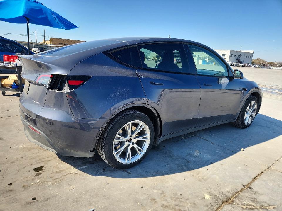 2023 Tesla Model Y მანქანა იყიდება აუქციონზე, vin: 7SAYGDEE1PA060245, აუქციონის ნომერი: 77396215