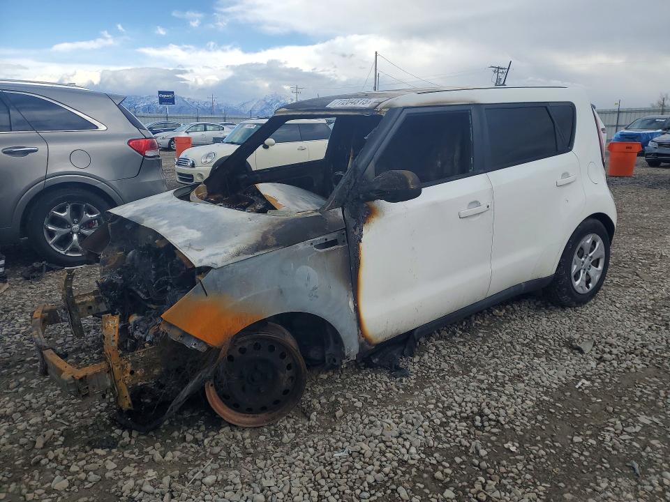 Продаж на аукціоні авто 2015 Kia Soul, vin: KNDJN2A21F7226730, номер лоту: 77204815