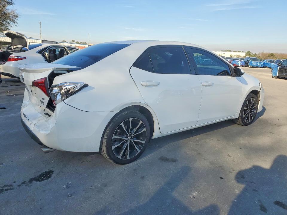 78853775 :رقم المزاد ، 5YFBURHE5JP848173 vin ، 2018 Toyota Corolla مزاد بيع
