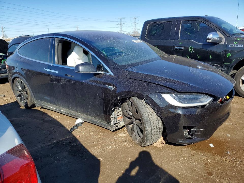 Продажа на аукционе авто 2016 Tesla Model X, vin: 5YJXCBE20GF021342, номер лота: 77607015