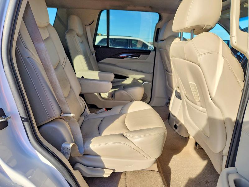 2017 Cadillac Escalade L მანქანა იყიდება აუქციონზე, vin: 1GYS3BKJ7HR334061, აუქციონის ნომერი: 74565135