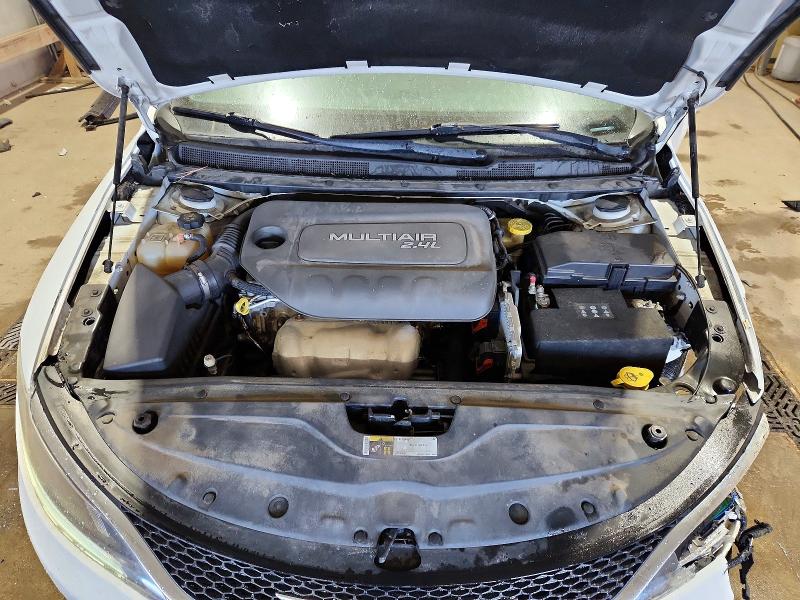 Продажа на аукционе авто 2015 Chrysler 200, vin: 1C3CCCABXFN691513, номер лота: 76842945