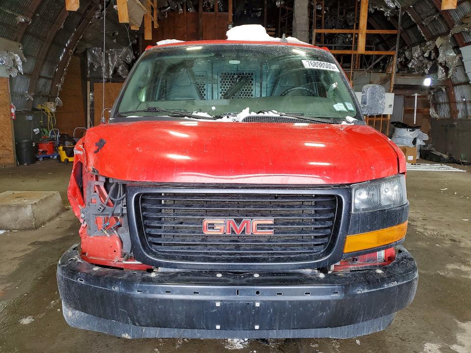 76898505 :رقم المزاد ، 1GTZ7HF75N1141301 vin ، 2022 Gmc Savana مزاد بيع