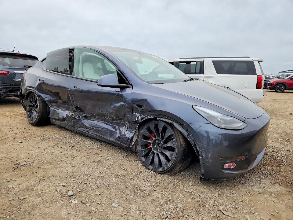 76865525 :رقم المزاد ، 7SAYGDEF5PF775296 vin ، 2023 Tesla Model Y مزاد بيع