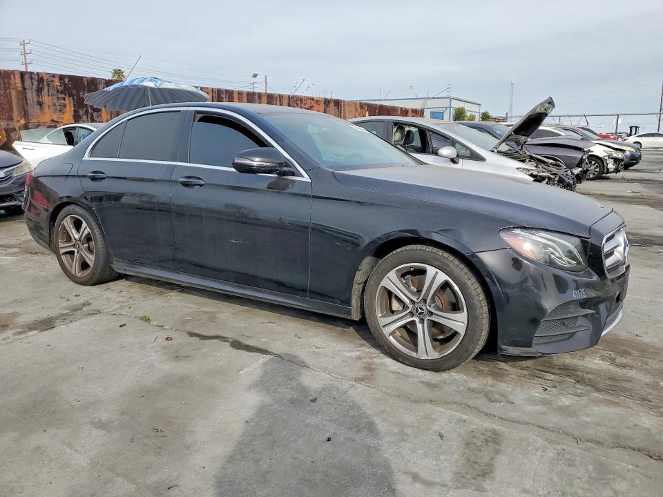 2019 Mercedes-benz E მანქანა იყიდება აუქციონზე, vin: WDDZF4JB1KA526993, აუქციონის ნომერი: 76666435